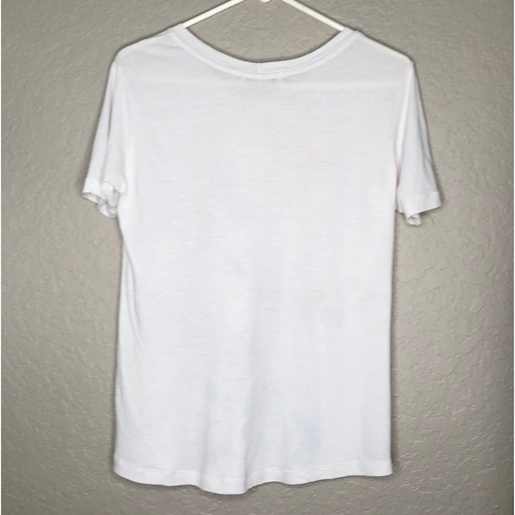 Fillity soft floral off-white t-shirt - Picture 2 of 5